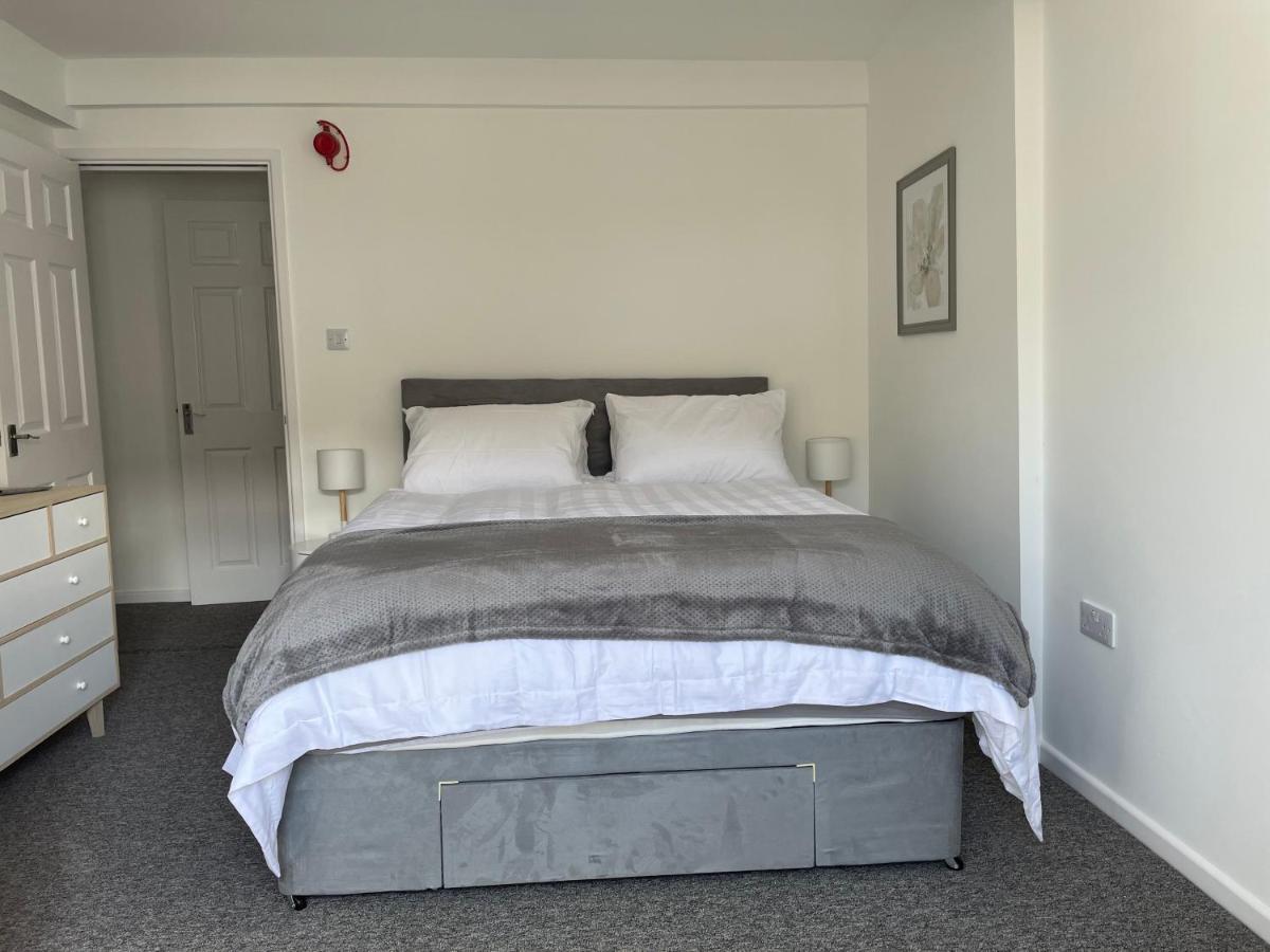 Brownston Apartments Modbury Extérieur photo