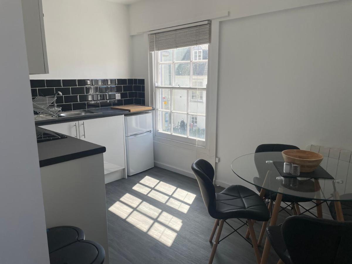 Brownston Apartments Modbury Extérieur photo